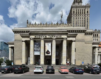 Miniatura: Zaryglowane drzwi w Muzeum Techniki....