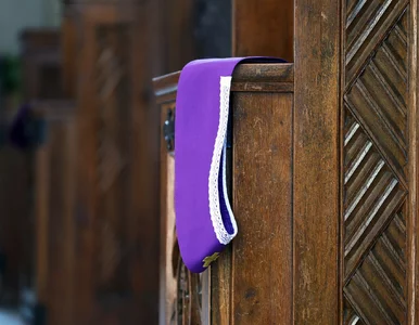 Miniatura: Komunia bez spowiedzi? Kościół wyjaśnia,...