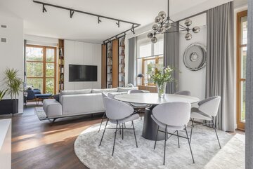 Wszystkie odcienie szarości. Dom jednorodzinny w&nbsp;Konstancinie, projekt SAAN Architekci