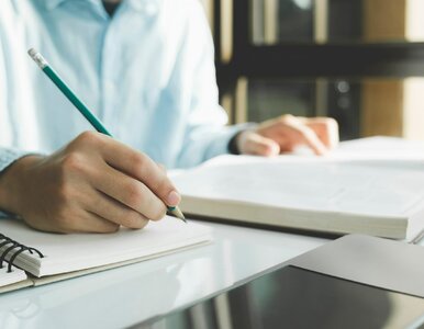 Miniatura: QUIZ ortograficzny. Umiesz pisać po...