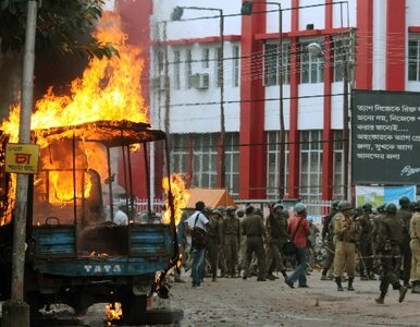 Miniatura: Indie: kto stoi za zamachem w Bombaju?
