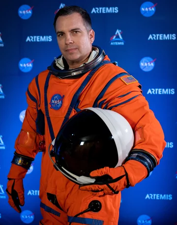NASA pokazała nowe kombinezony 