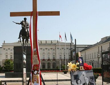 Miniatura: Umorzono sprawy granatu i fekaliów przed...