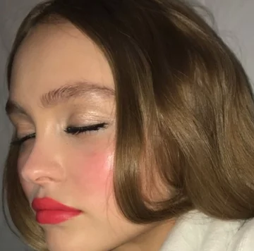 Lily-Rose Depp 