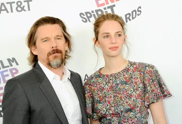 Maya Hawke z ojcem 