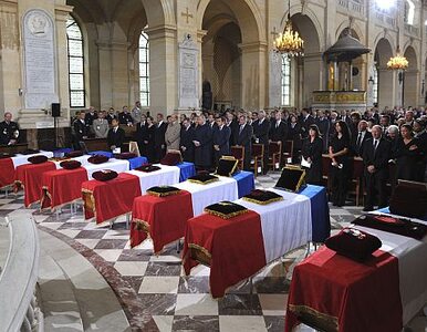 Miniatura: "Nie zginęliście na marne". Francja żegna...