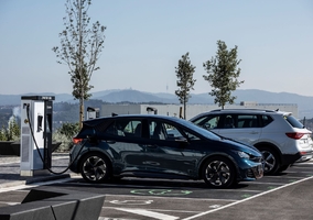 Czy Polacy uważają elektryki za naprawdę ekologiczne? Wyniki badań...