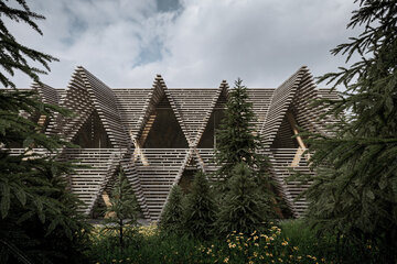 Hotel Natura w&nbsp;Republice Słowenii, projekt Enota
