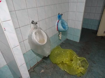 Wnętrza komisariatu policji 
