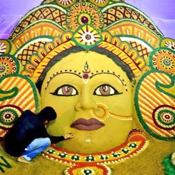 Rzeźby autorstwa Sudarsana Pattnaika 