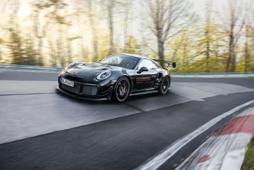 Porsche 911 GT2 RS 