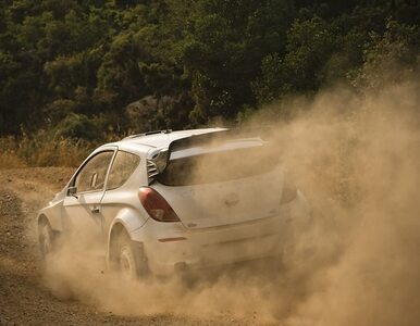 Miniatura: Hyundai i20 WRC w specyfikacji 2014 rusza...