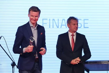 Innowatory „Wprost” 2015 Gala była zwieńczeniem V edycji rankingu najbardziej innowacyjnych polskich przedsiębiorstw prowadzonego przez tygodnik „Wprost” od 2011 r. Statuetki INNOWATORÓW trafiają do najlepszych firm w najbardziej dynamicznych sektorach gospodarki. Sektory te to: