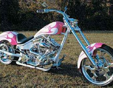 Miniatura: Gang różowych motocyklistek na...