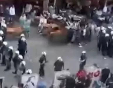 Miniatura: Kibicowska bitwa w centrum miasta!...