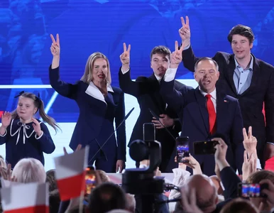 Miniatura: Wielka polityka i całkiem małe dzieci....