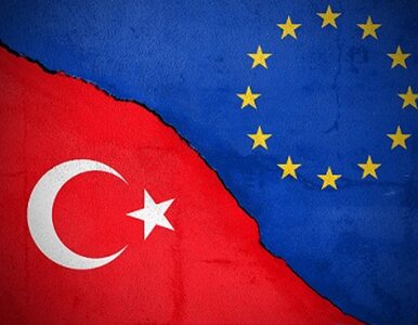 Miniatura: Rozpoczyna się szczyt UE - Turcja ws....