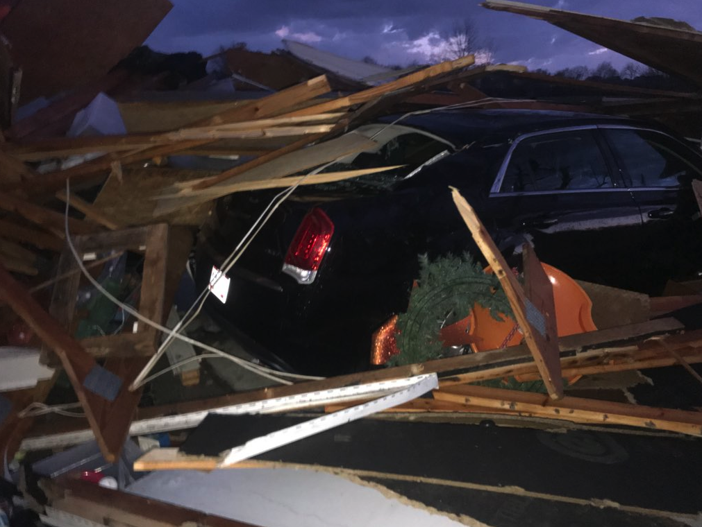 Zniszczenia po huraganie w Alabamie 