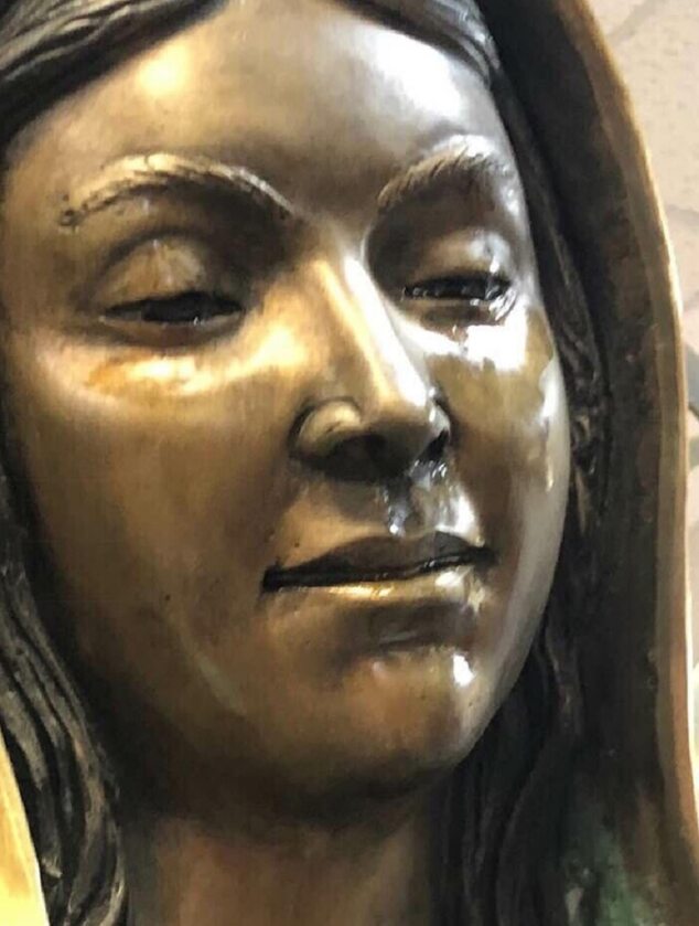 Figura Matki Boskiej z Nowego Meksyku 