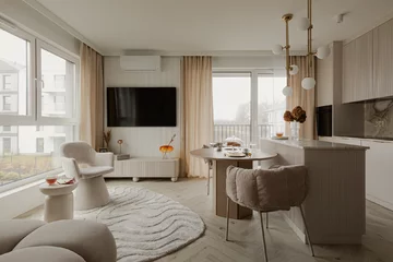 Soft minimalizm w 59-metrowym mieszkaniu w Gdyni – kaszmirowa paleta, angielska jodełka i konsekwentnie zaprojektowane detale autorstwa Agaty Piltz 