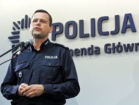 B. rzecznik KGP komentuje sprawę Markiewicza. Kluczową kwestia