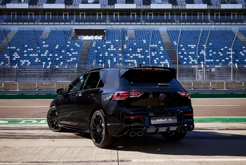 Volkswagen Golf R 