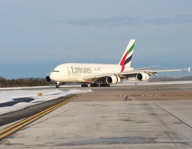 Miniatura: A380 linii Emirates wylądował w Waszyngtonie