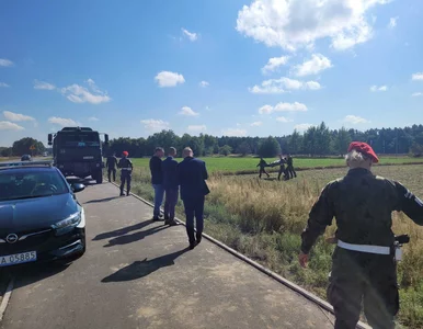 Miniatura: Pojechaliśmy do Czosnówki, gdzie spadł...