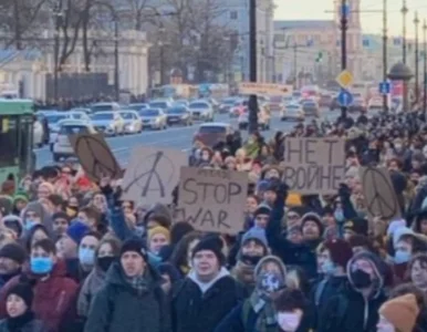 Miniatura: Antywojenne protesty w wielu rosyjskich...