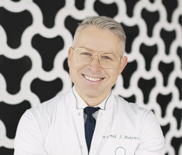 dr Jakub Bukowczan z&nbsp;Polsko-Amerykańskiego Centrum Zdrowia MEDIQUS