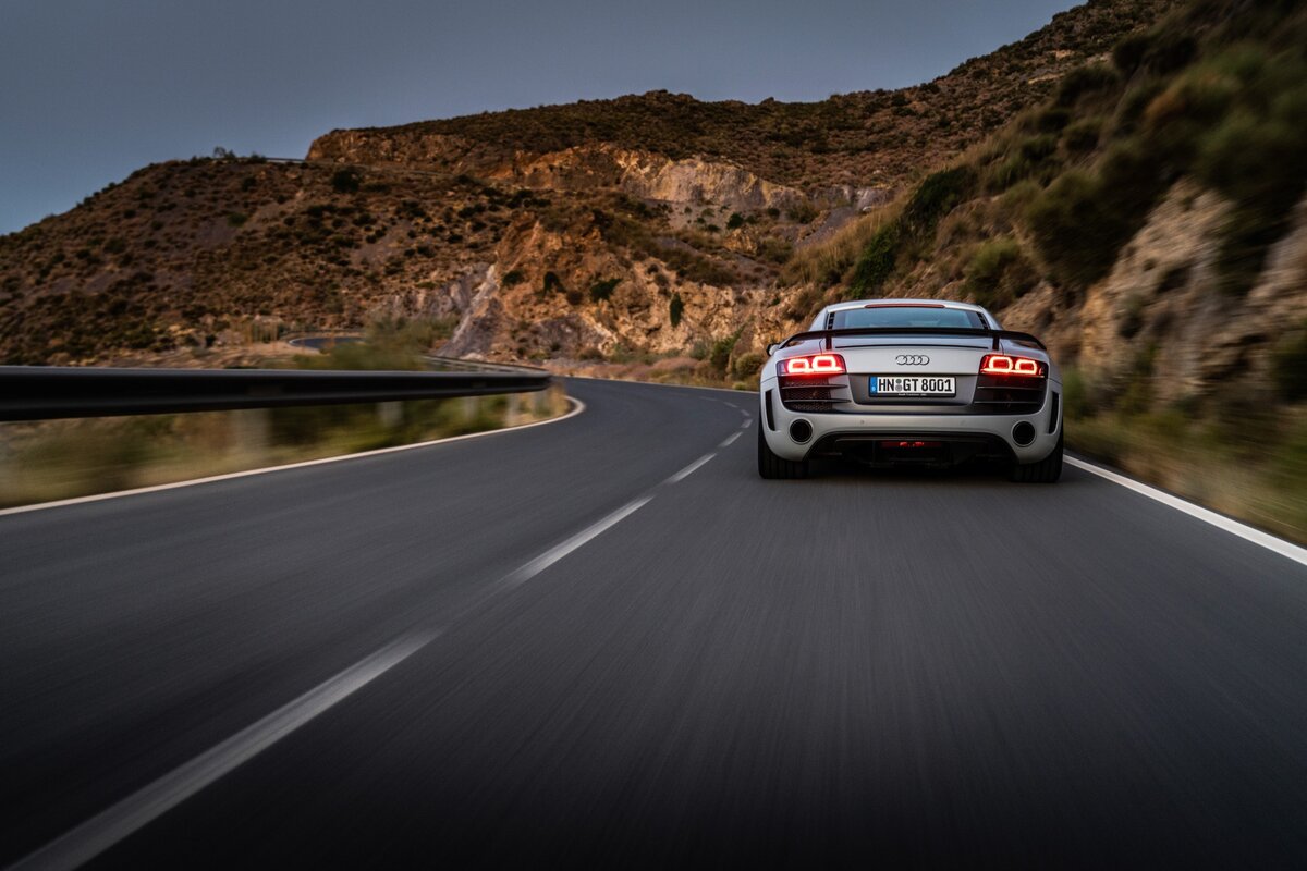 Audi R8 Coupé V10 GT RWD 