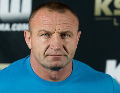 Miniatura: Mariusz Pudzianowski żartobliwie...