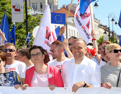 Miniatura: Tysiące ludzi na Marszu Wolności....