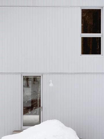 Zimowy dom na rodzinne ferie, projekt Atelier L'Abri v2com, 1685-06