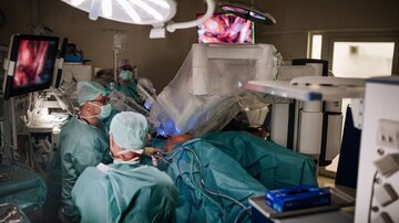 Neo Hospital &ndash; prekursor ginekologii robotycznej