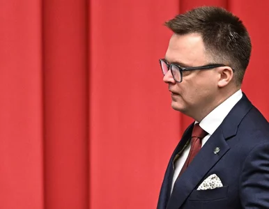 Miniatura: Polacy nie wybraliby Hołowni na...