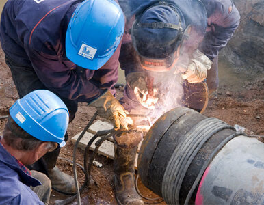 Miniatura: Wiceszef Gazpromu: gaz łupkowy nie podbije...