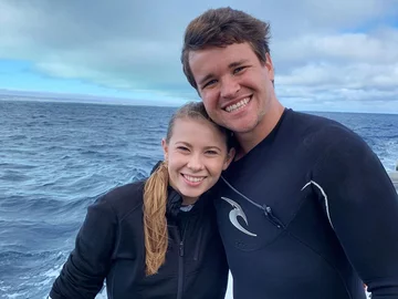 Bindi Irwin i Chandler Powell 