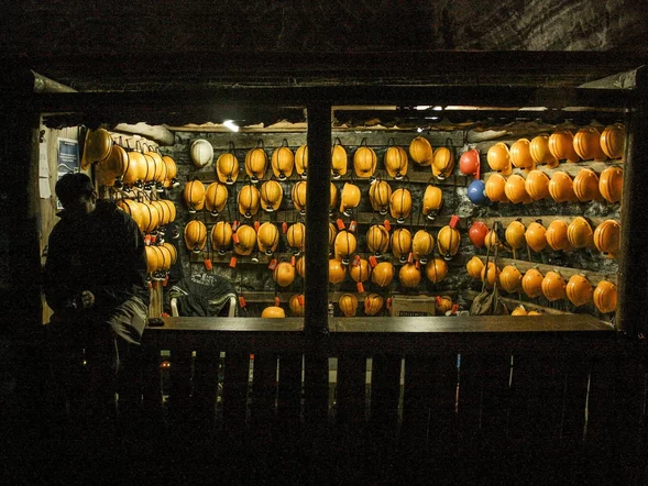 Miniatura: Blokowanie budowy kopalni. Kolejna...