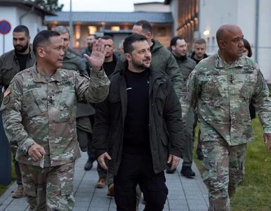 Miniatura: Amerykański generał zgubił tajne mapy w...