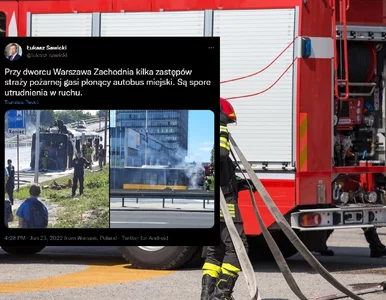 Miniatura: Autobus miejski w Warszawie stanął w...