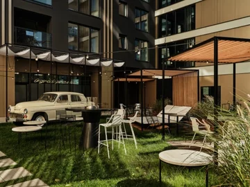 Warszawski hotel, proj. Tremend 