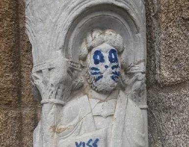 Miniatura: Ktoś pomazał bezcenną rzeźbę. Teraz...