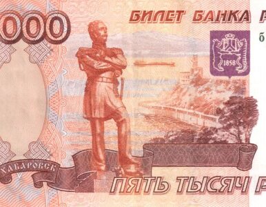 Miniatura: Ruble wypierają hrywny z Krymu