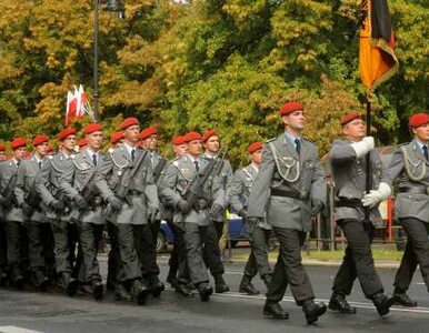 Miniatura: Niemcy kończą z poborem do wojska