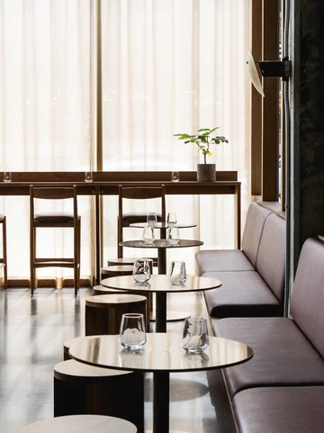 Lokal dla miłośników piwa, projekt Atelier L'Abri v2com, 1685-04