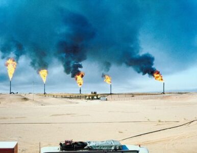 Miniatura: Przetarg na iracką ropę rozpoczęty