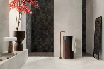 Kolekcja Echo od Tubądzin to nowoczesna interpretacja trawertynu – wyczuwalna struktura, subtelne przejścia matu i połysku oraz format 120 × 60 cm budują harmonijną, ponadczasową przestrzeń 