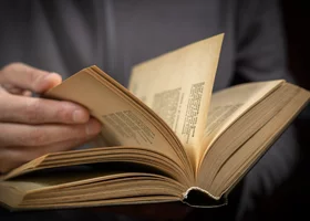 Miniatura: Jakiego słowa tu brakuje?