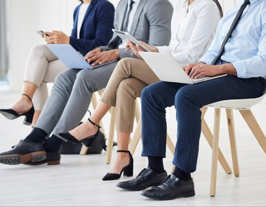 Miniatura: AI stworzy więcej miejsc pracy niż...